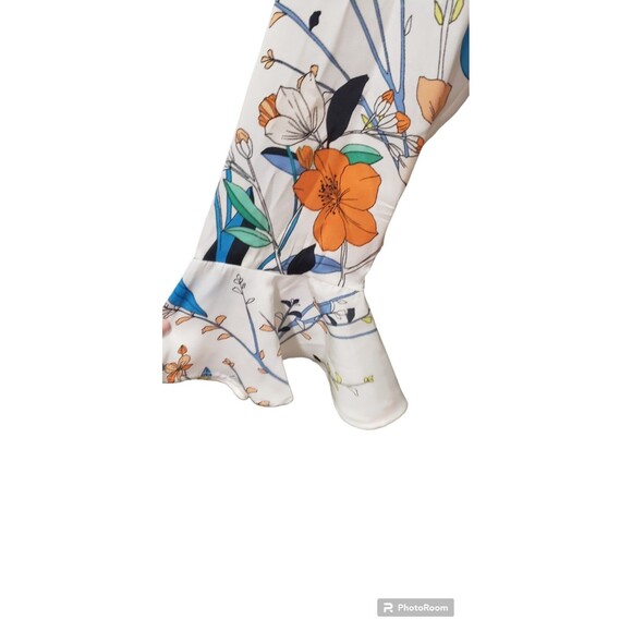 Nanette Nanette Lepore Long-Sleeve Ruffled Satin Blouse, White Pattern
Sz M - Picture 4 of 6